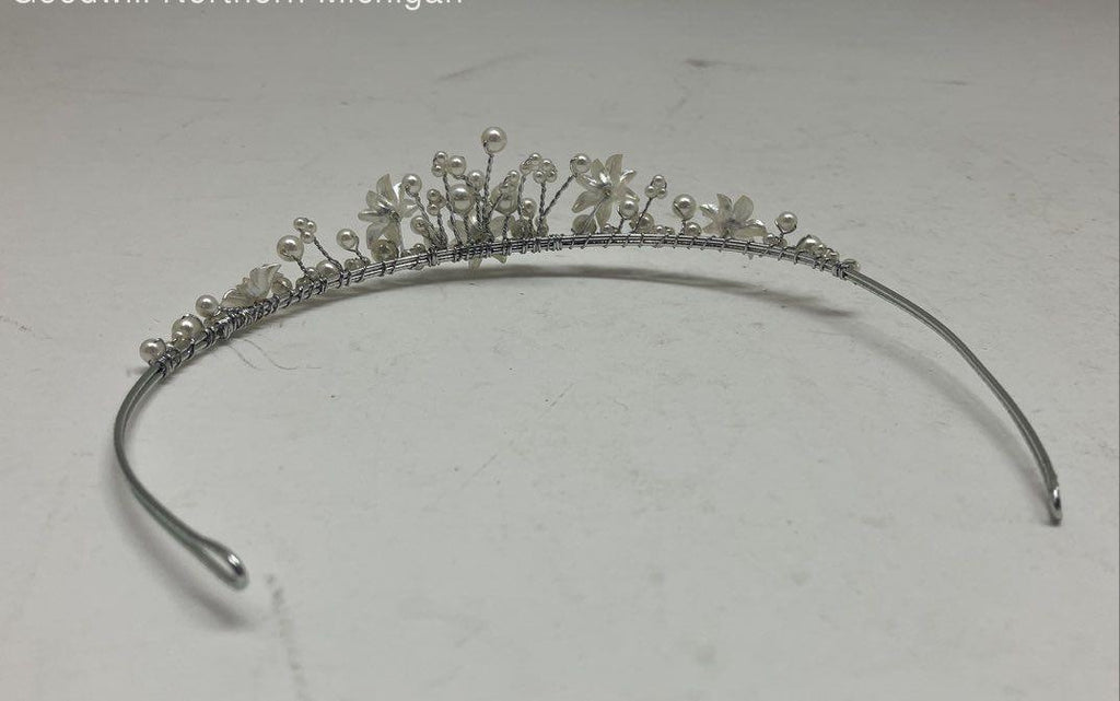 David's Bridal Headpiece Collection Wedding Tiara Floral Pearl Wire Silver Tone