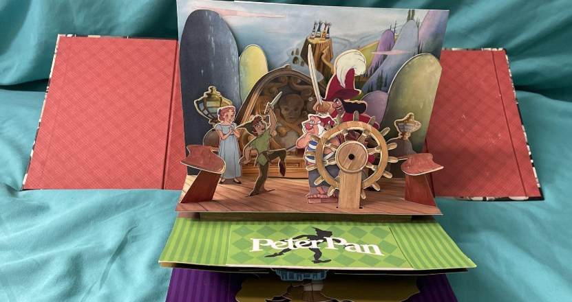 Quintessential Disney: A Pop-Up Gallery of Classic Disney Moments (2005)