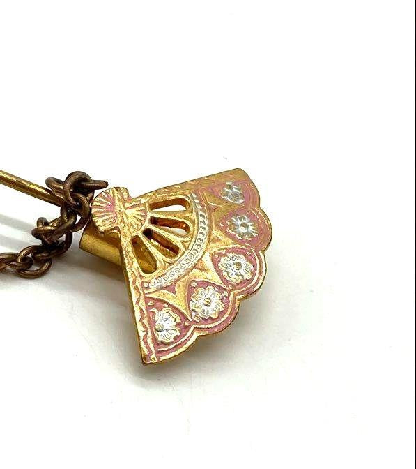 Gold Tone and Enamel Painted Vintage Hat and Fan Stick Pin