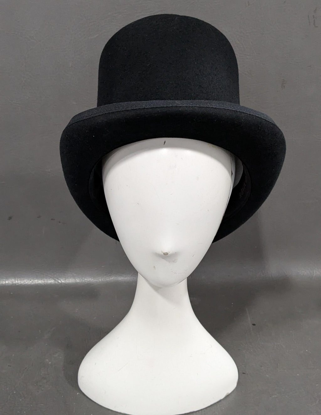 Gemvie Black Handmade Top Hat Size 59cm