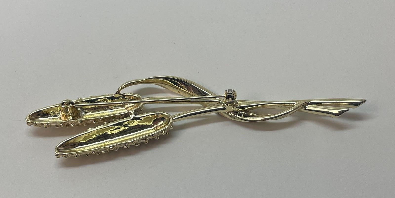 Vintage Gold Tone Nature Inspired Cattail Brooch