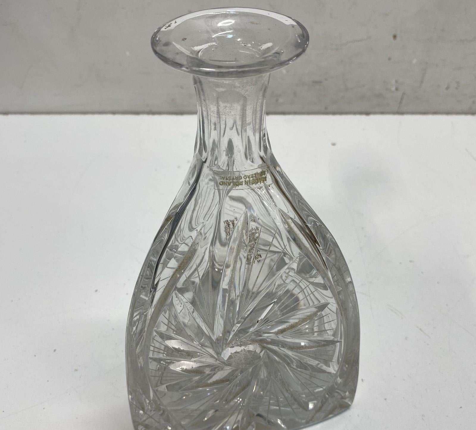 Crystal Glass Decanter, 8.5 Inch Tall Deep Cut Pinwheel Star Pattern