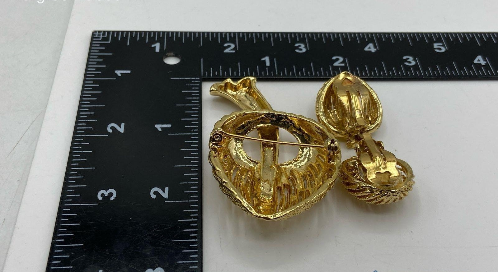 Vintage Gold Tone Morel Mushroom Brooch & Clip-On Earrings Demi Parure | Figural Nature Jewelry Set