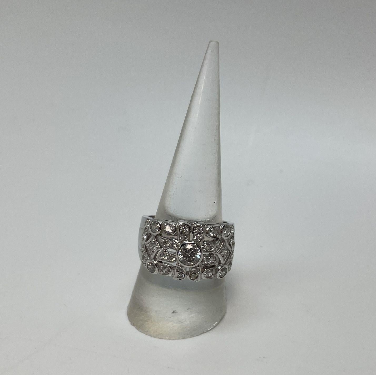 Contemporary 925 Sterling CZ Chunky Ring 7.8g