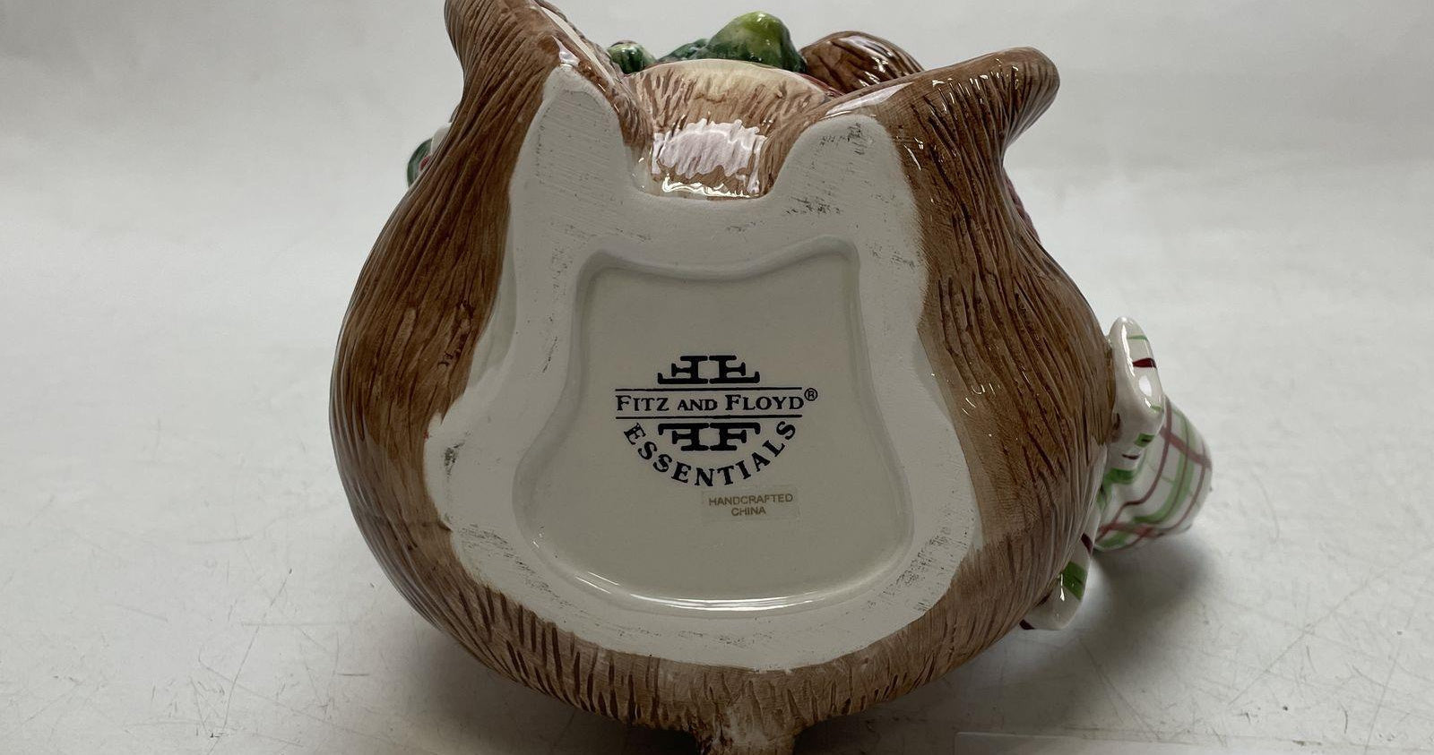Fitz and Floyd Essentials Christmas Bear Teapot With Mug Lid Snack Therapy