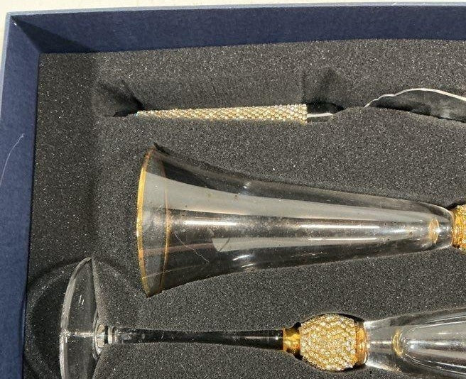 Trinkware Rhinestone and Gold-Rimmed Wedding Champagne Flute and Cake Server Set