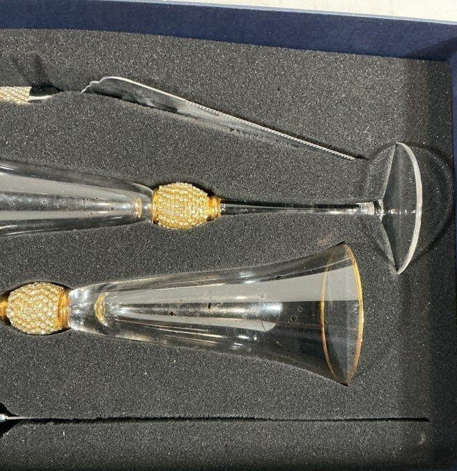 Trinkware Rhinestone and Gold-Rimmed Wedding Champagne Flute and Cake Server Set