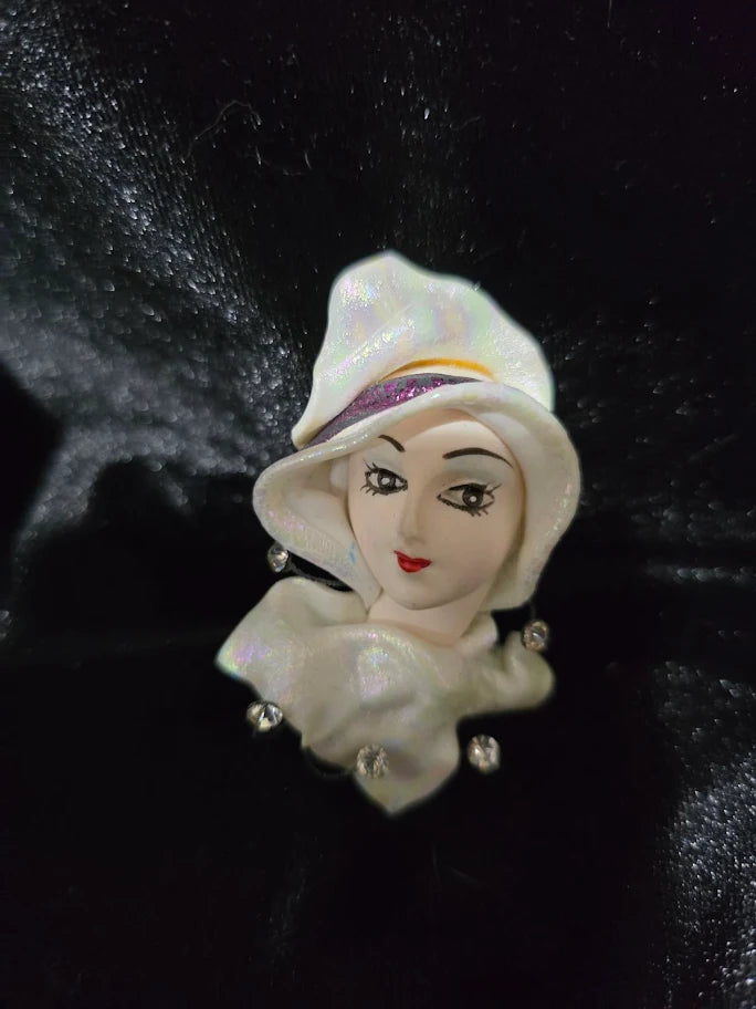 Artisan Portrait Lady Brooch with Pearl Accents, Vintage-Style Resin Figural Pin