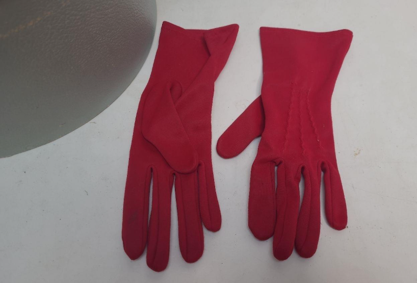 Vintage Red Felt Hat and Glove Set with Hat Box | Matching Mid-Century Style Winter Accessory Set