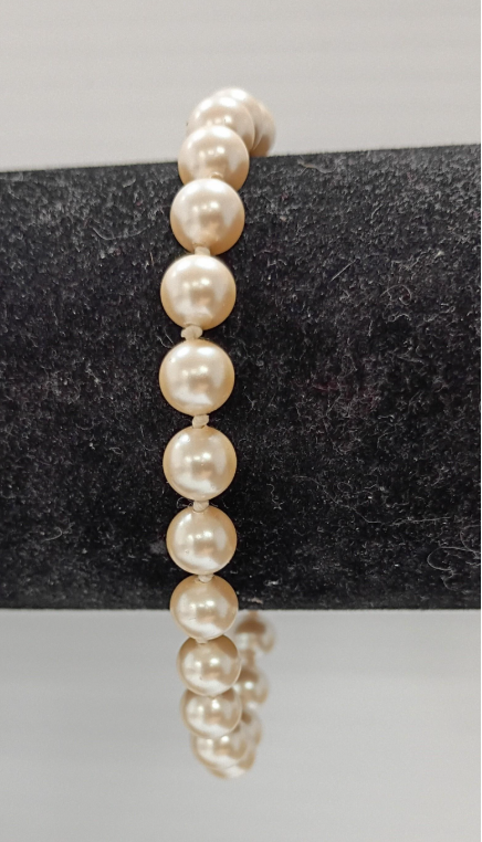 Vintage Monet Faux Pearl Bracelet with Gold-Tone Clasp | Signed Classic Pearl Jewelry