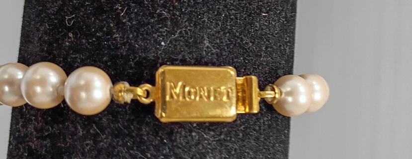 Vintage Monet Faux Pearl Bracelet with Gold-Tone Clasp | Signed Classic Pearl Jewelry