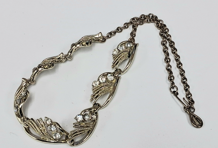 Vintage Gold-Tone Rhinestone Statement Necklace with Leaf Scroll Links | Elegant Mid-Century Style