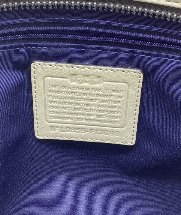 Coach Cream Pebbled Leather East West Tote Shoulder Bag Beige Classic Everyday Carry