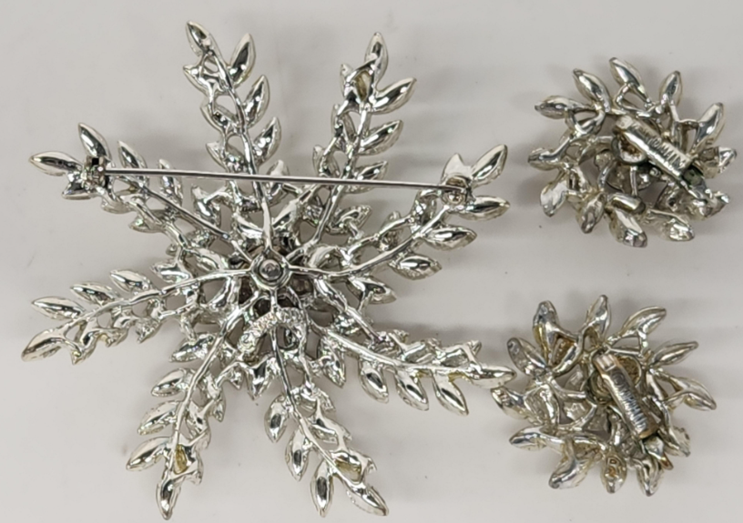 Vintage Sarah Coventry Evening Snowflake Demi Parure | Rhinestone Brooch & Clip Earrings Set