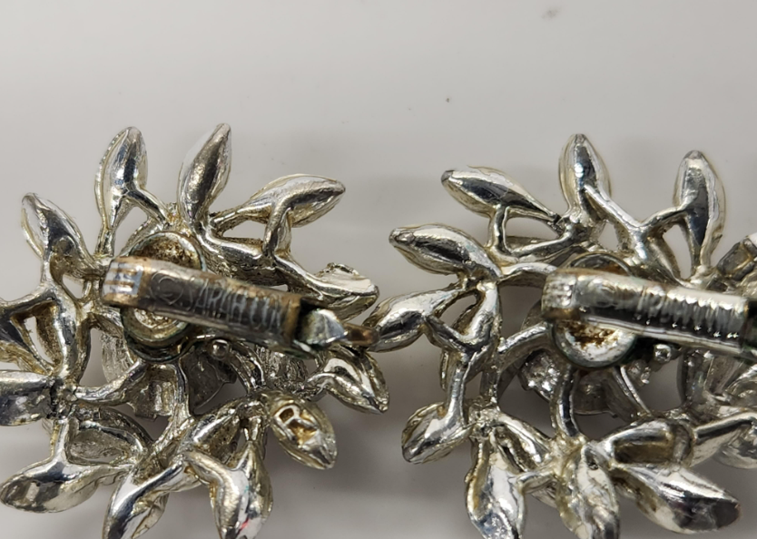Vintage Sarah Coventry Evening Snowflake Demi Parure Brooch and Earrings Rhinestone Set