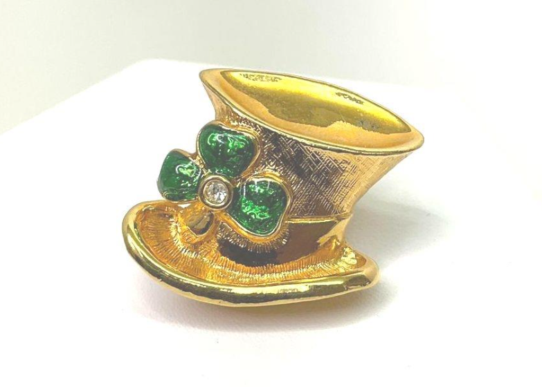 Vintage Gold Tone Teacup Brooch with Green Enamel and Rhinestone Shamrock Accent