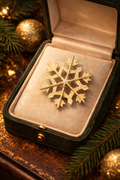 Vintage Eisenberg Ice Snowflake Brooch Silver Tone Rhinestone Winter Holiday Pin