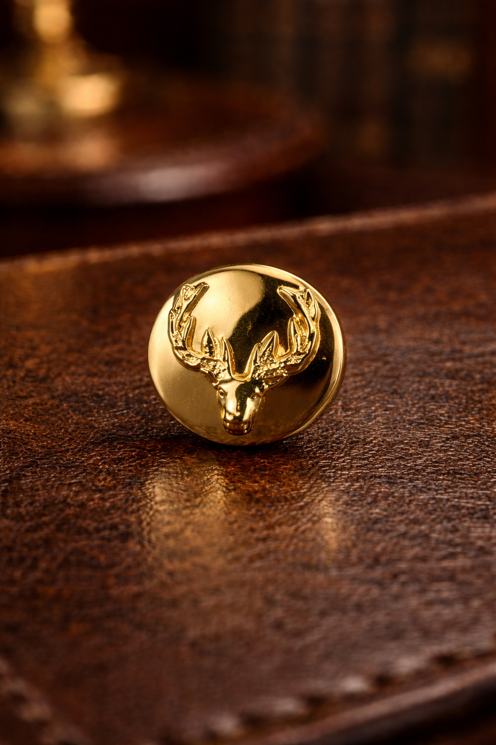 Swarovski Crystal Deer Head Lapel Pin Gold Tone Elk Stag Rhinestone Tie Tack Hunting Gift