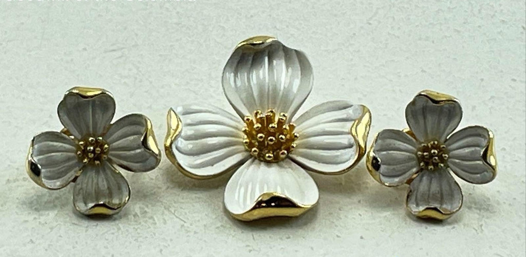 Vintage Crown Trifari White Enamel Dogwood Clip On Earrings Brooch