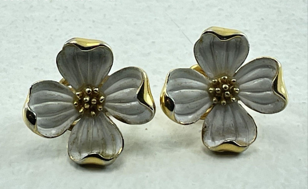 Vintage Crown Trifari White Enamel Dogwood Clip On Earrings Brooch