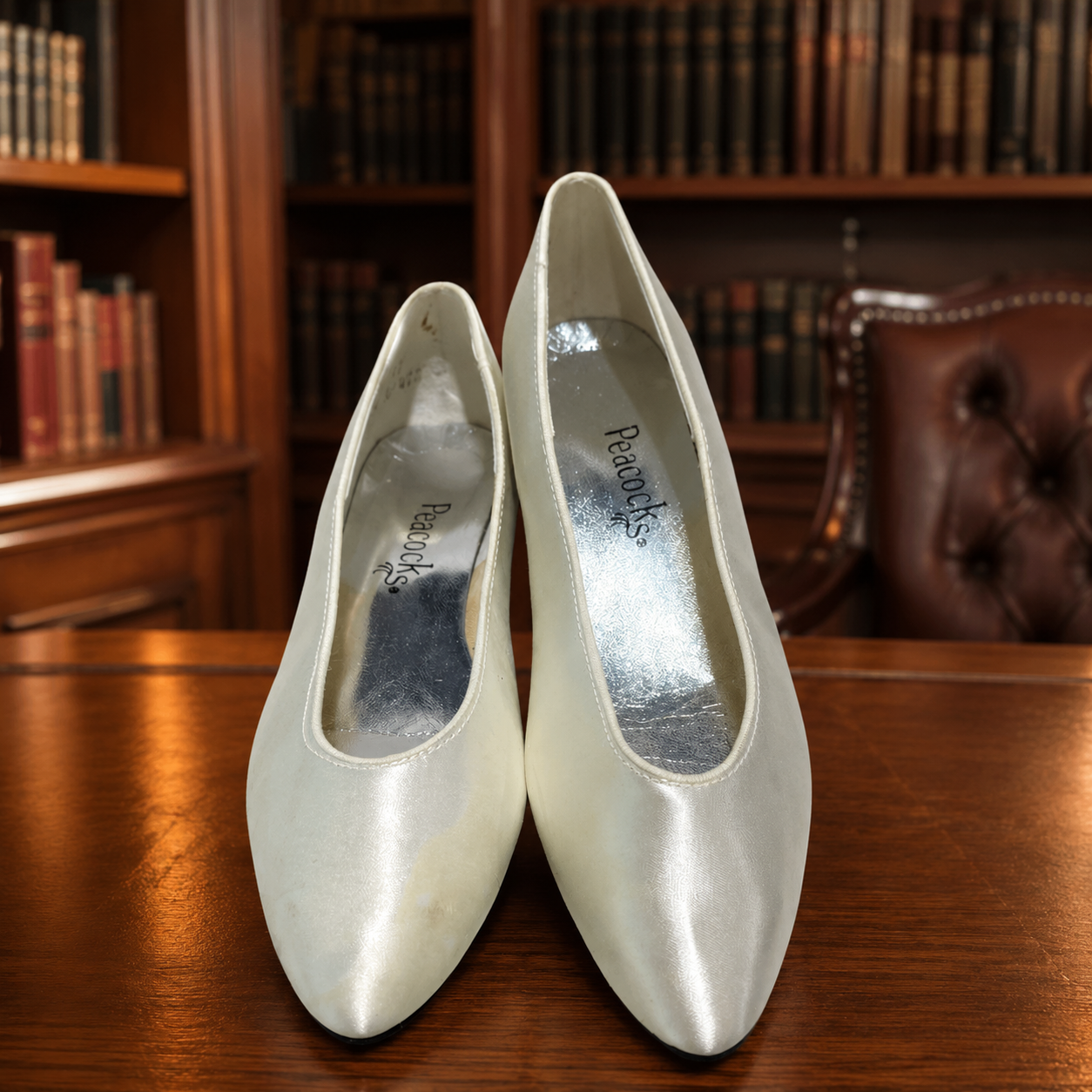 Women's Ivory Peacocks Wedding Style Slip-On Heels - Size 8.5