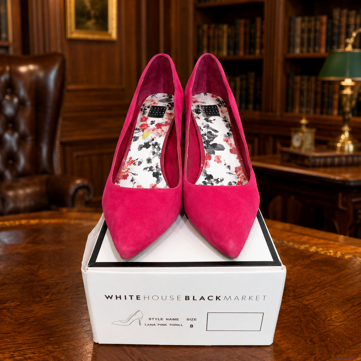 White House Black Market Pink Thrill Scalloped Pumps - Size 8