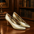 Vintage Yves Saint Laurent Metallic Gold Leather Pumps Heels Size 8 with COA