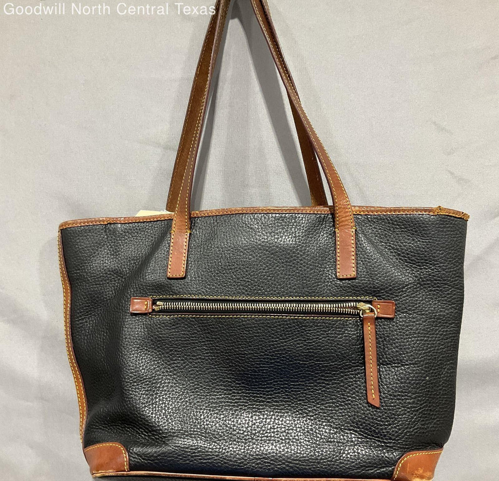 Dooney and Bourke Pebble Grain Shoulder Bag For Repair or Parts