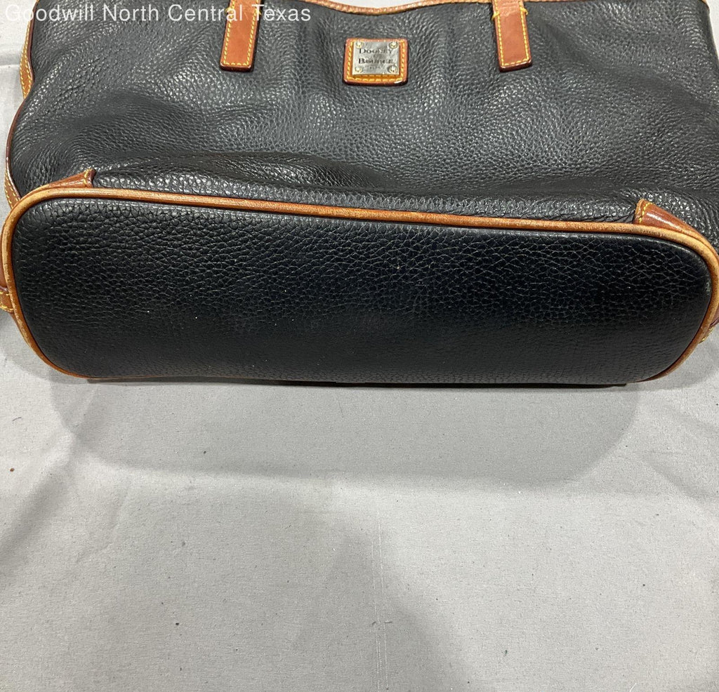 Dooney and Bourke Pebble Grain Shoulder Bag For Repair or Parts