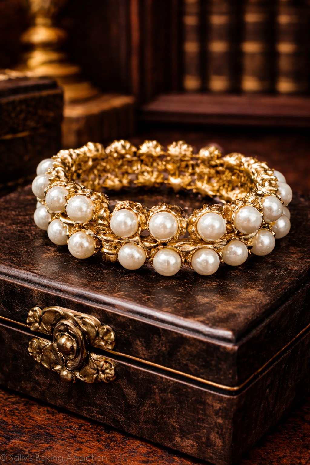 Gold Tone Faux Pearl Statement Bracelet Double Row Cluster Beaded Stretch Bracelet Vintage Style Jewelry