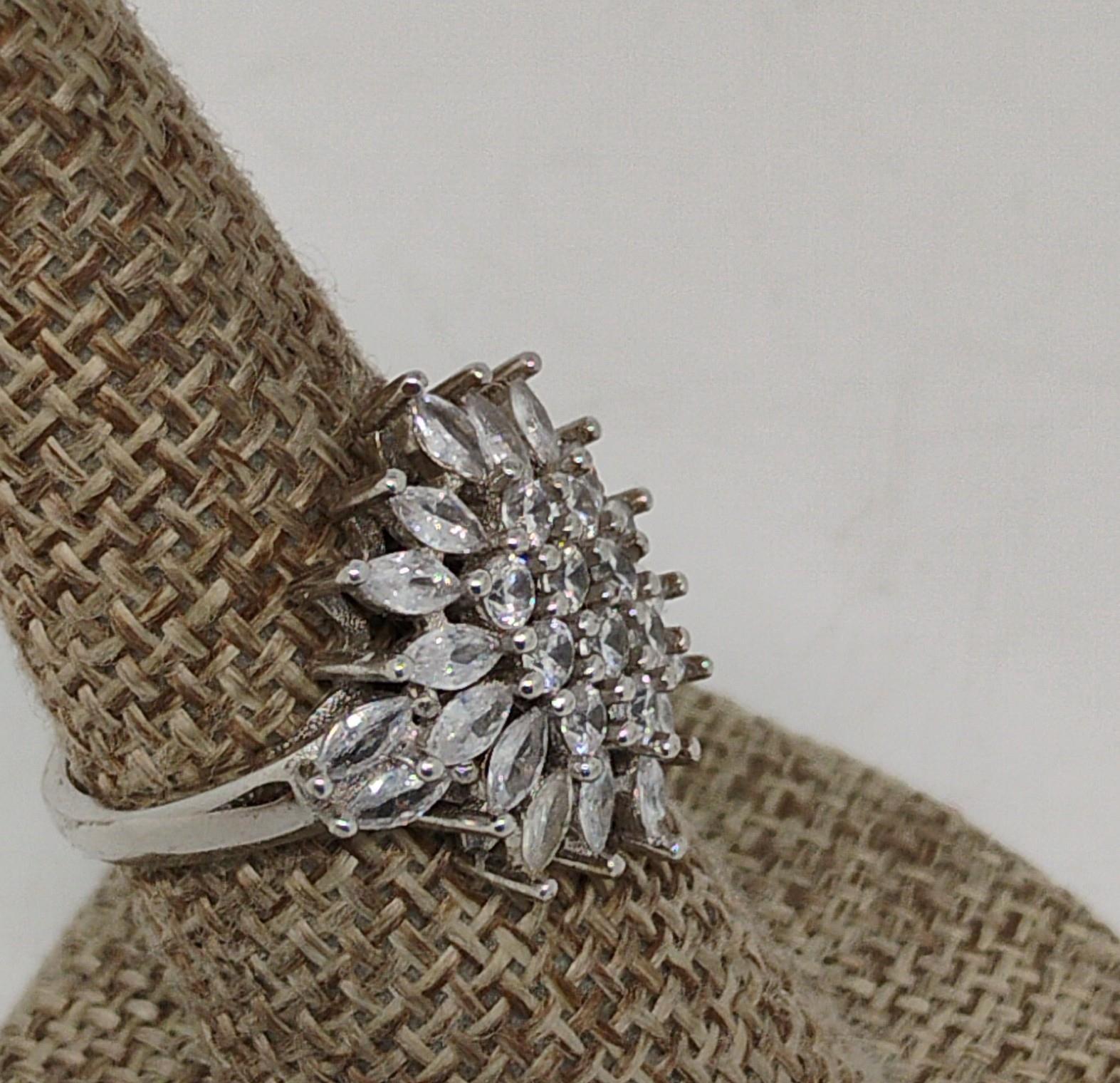 Sterling Silver 925 Snowflake Clear Stone Cluster Statement Ring Size 7.25
