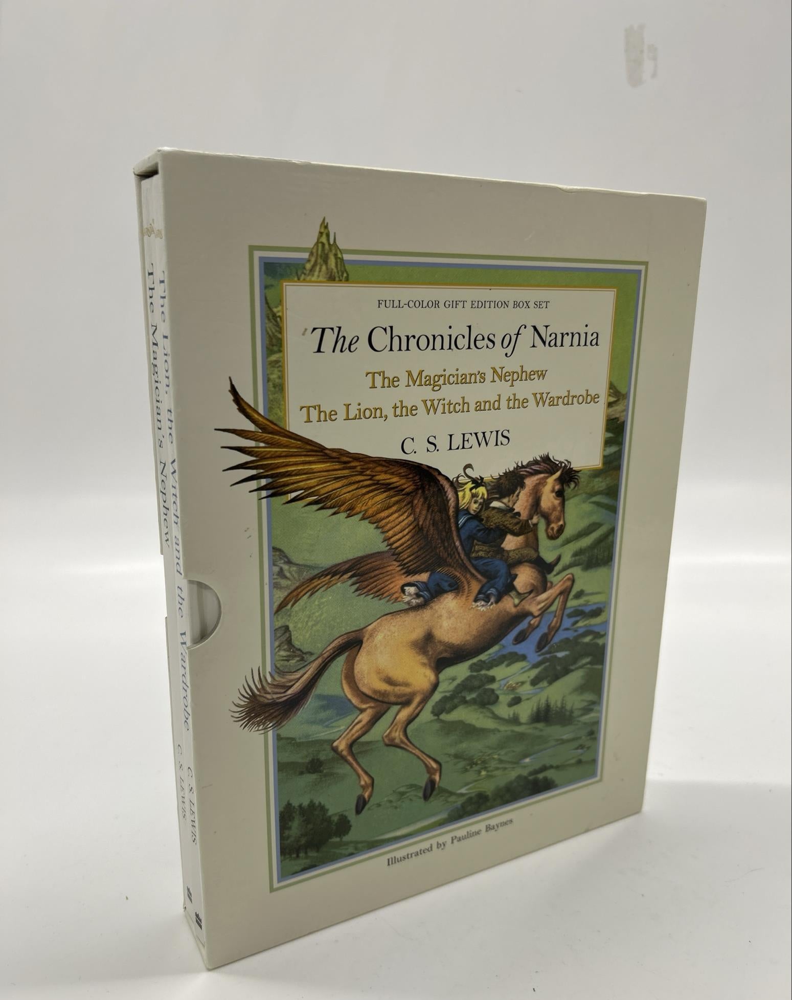 Chronicles of Narnia Gift Box Set Magician's Nephew & Lion Witch Wardrobe