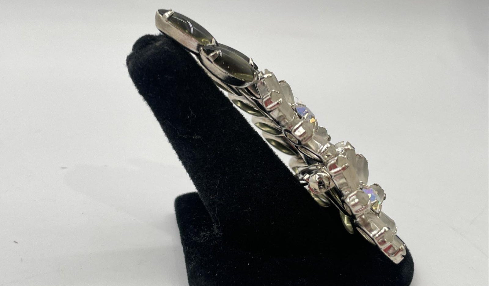 Vintage Aurora Borealis Rhinestone Flower Brooch