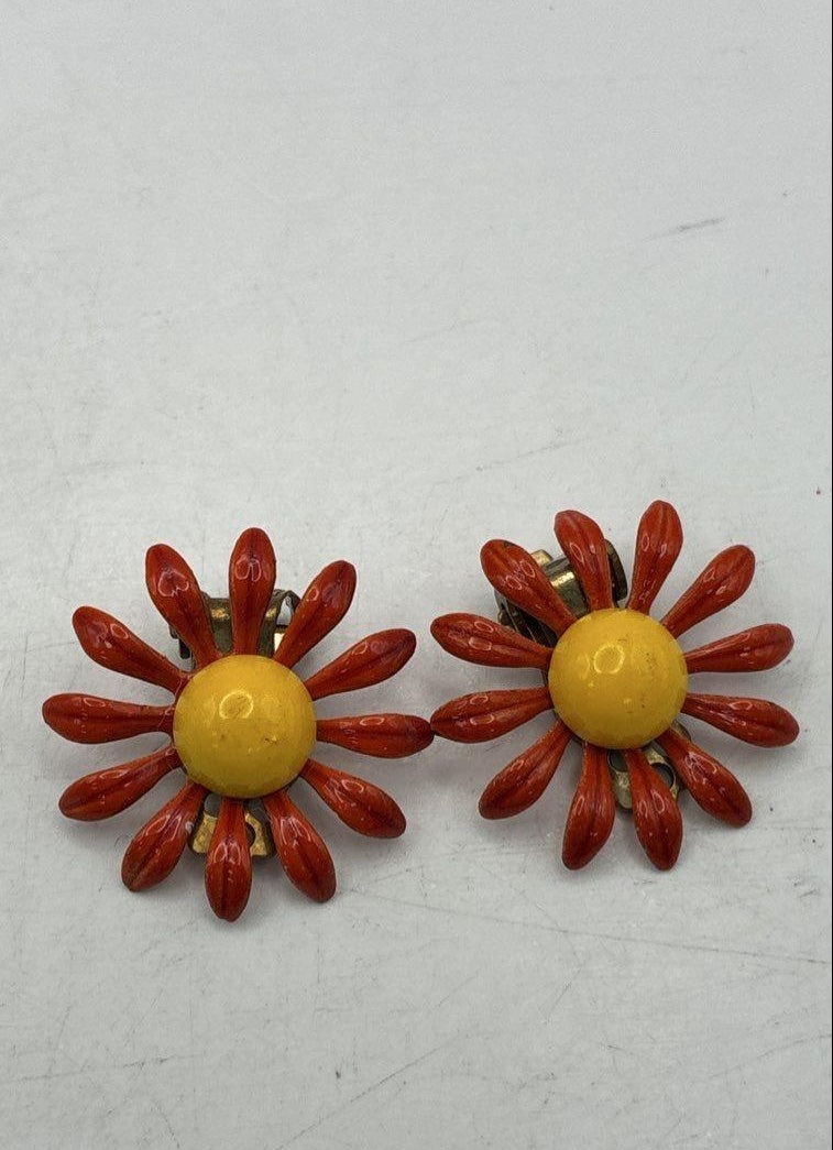 Vintage Orange Yellow Daisy Brooch and Clip Earring Set