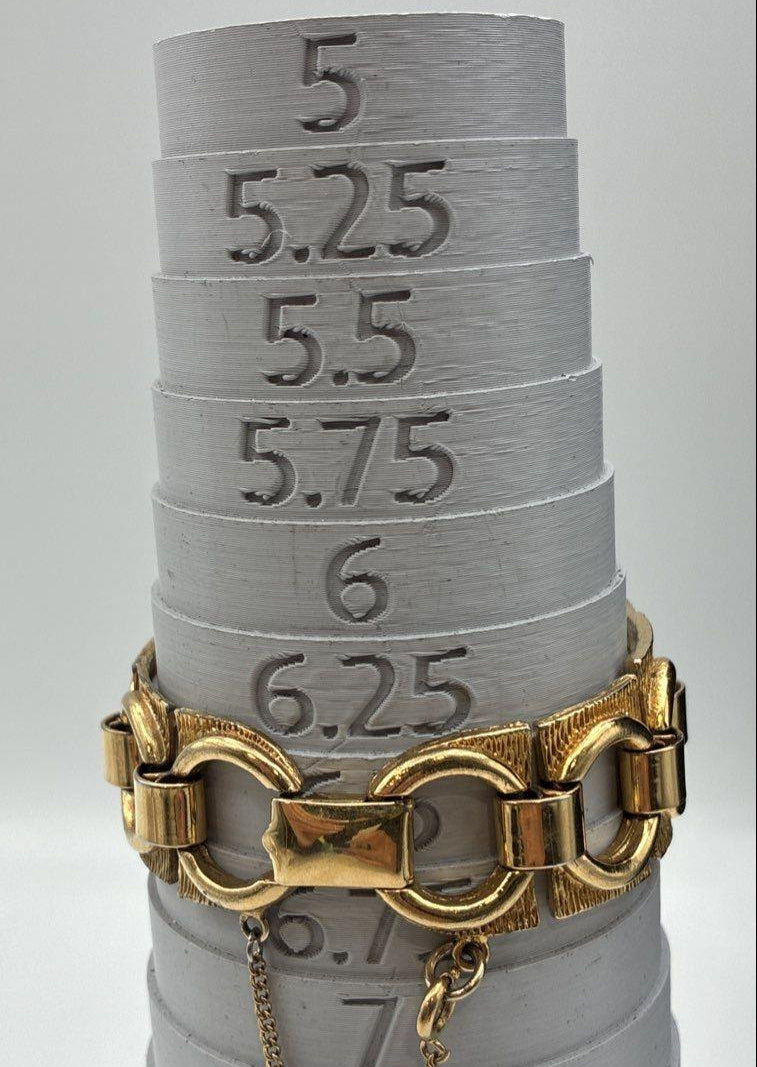 Vintage MCM Rhapsody Royale Gold Tone 17 Jewels Chunky Women's Watch 48.7g