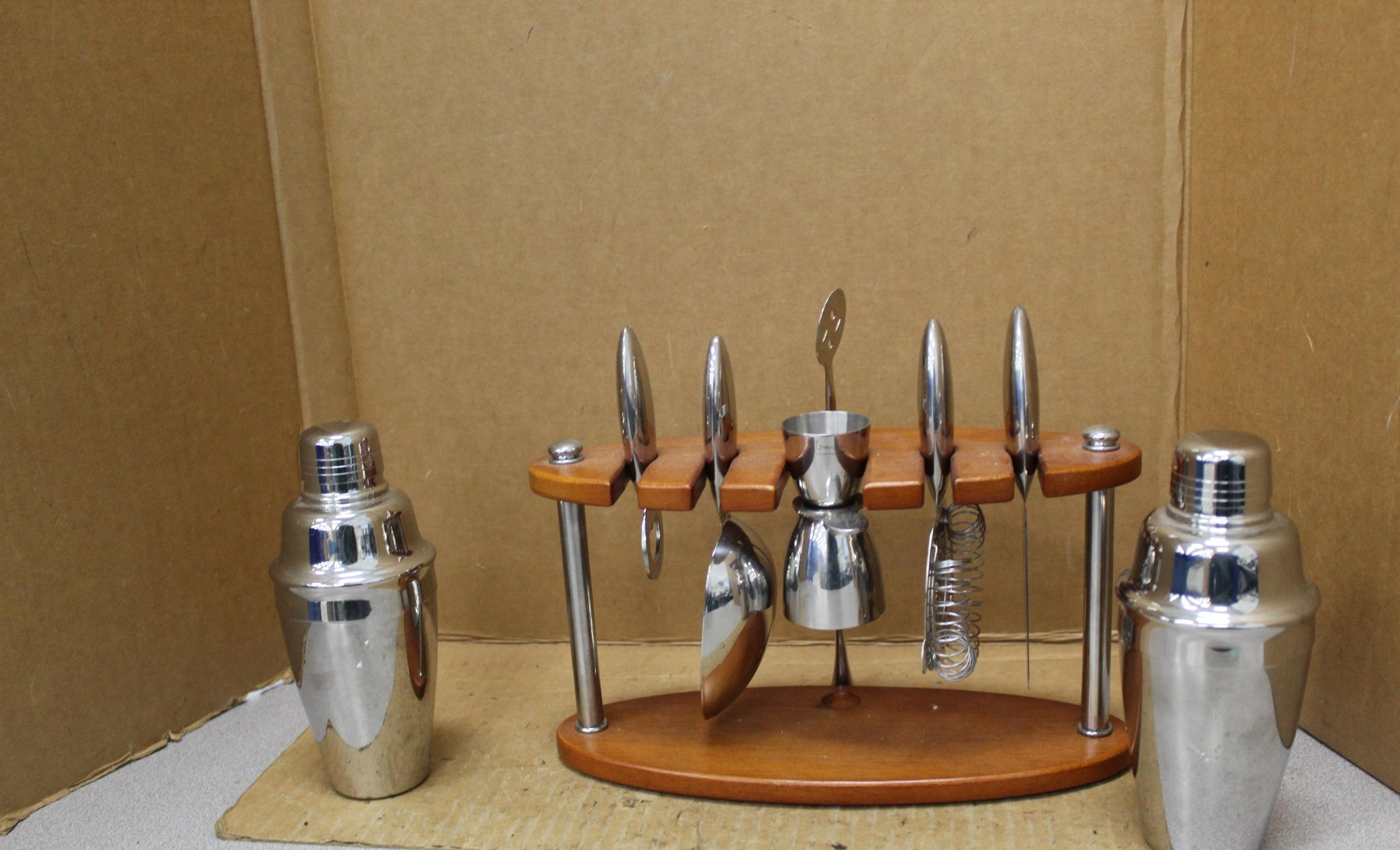 Wood Stand Bar Tool Set with Two Cocktail Shakers