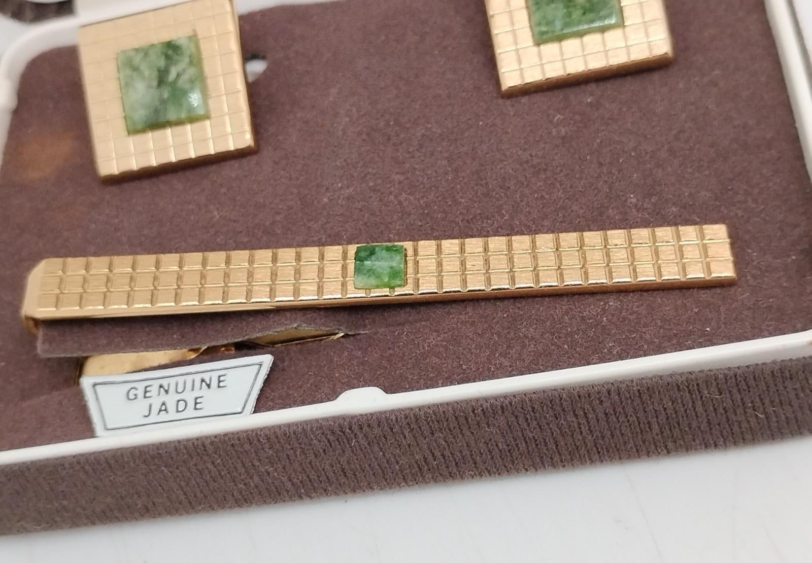 Swank Genuine Jade Gold-Tone Tie Bar & Cufflinks Set in Original Box