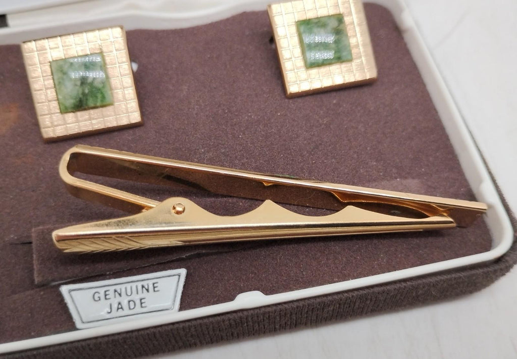 Swank Genuine Jade Gold-Tone Tie Bar & Cufflinks Set in Original Box