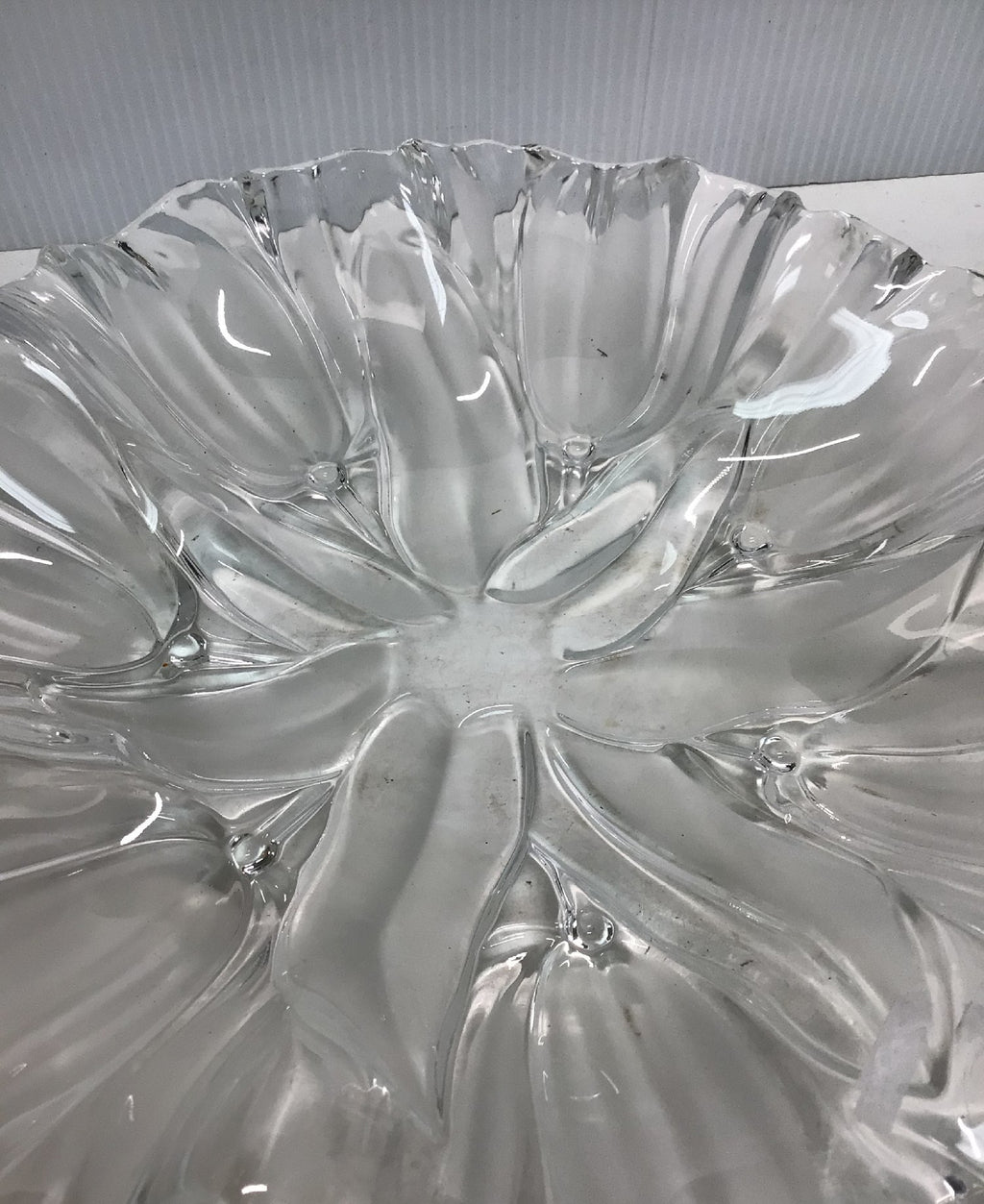 Clear Glass Flower-Shaped Serving Bowl