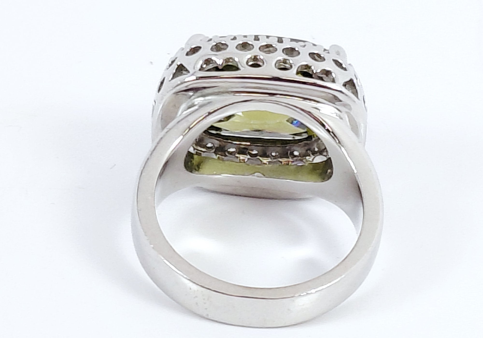 Silver-Tone Green Cushion-Cut CZ Halo Ring Size 8