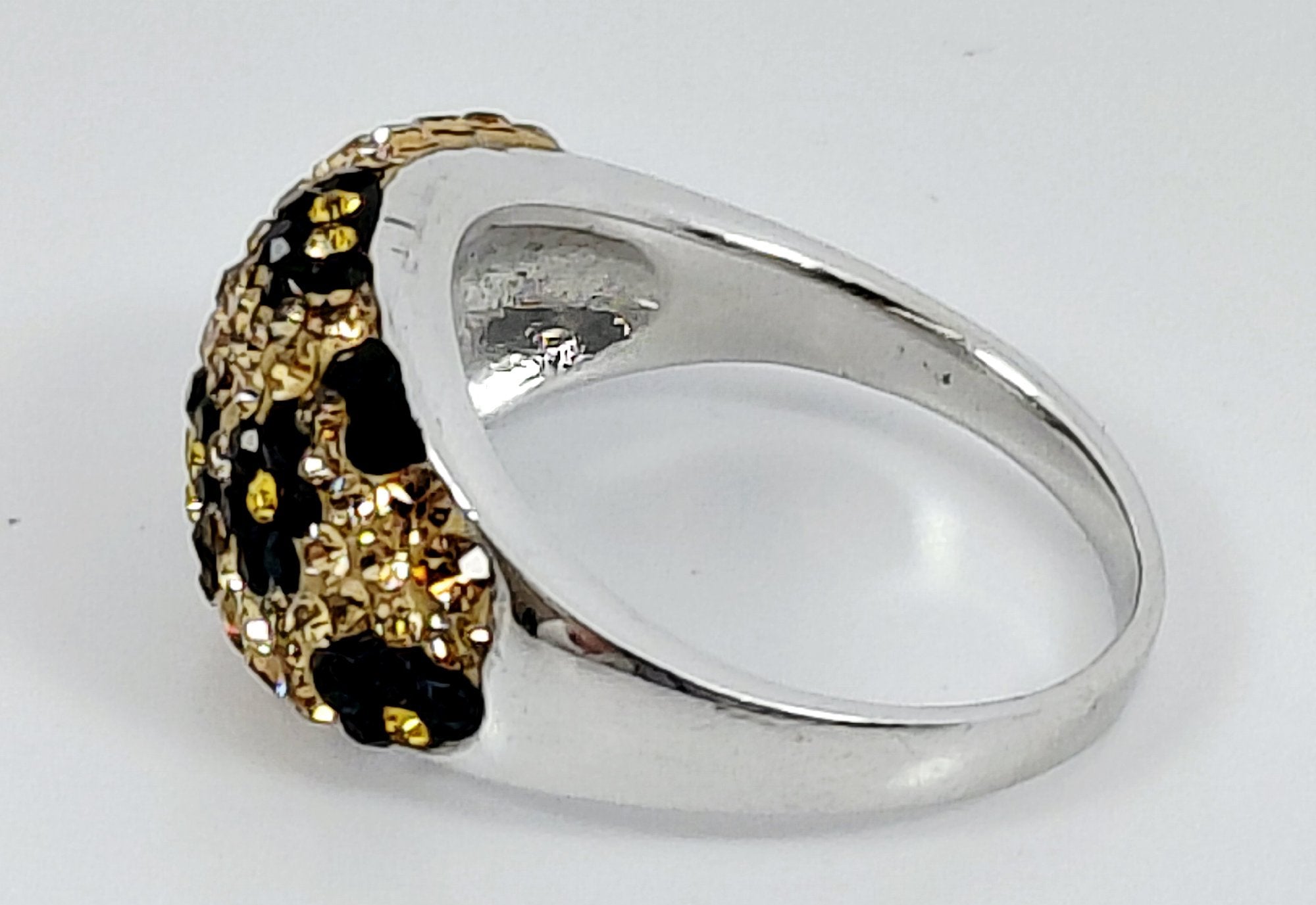 JCM 925 Silver Leopard Crystal Ring Size 8