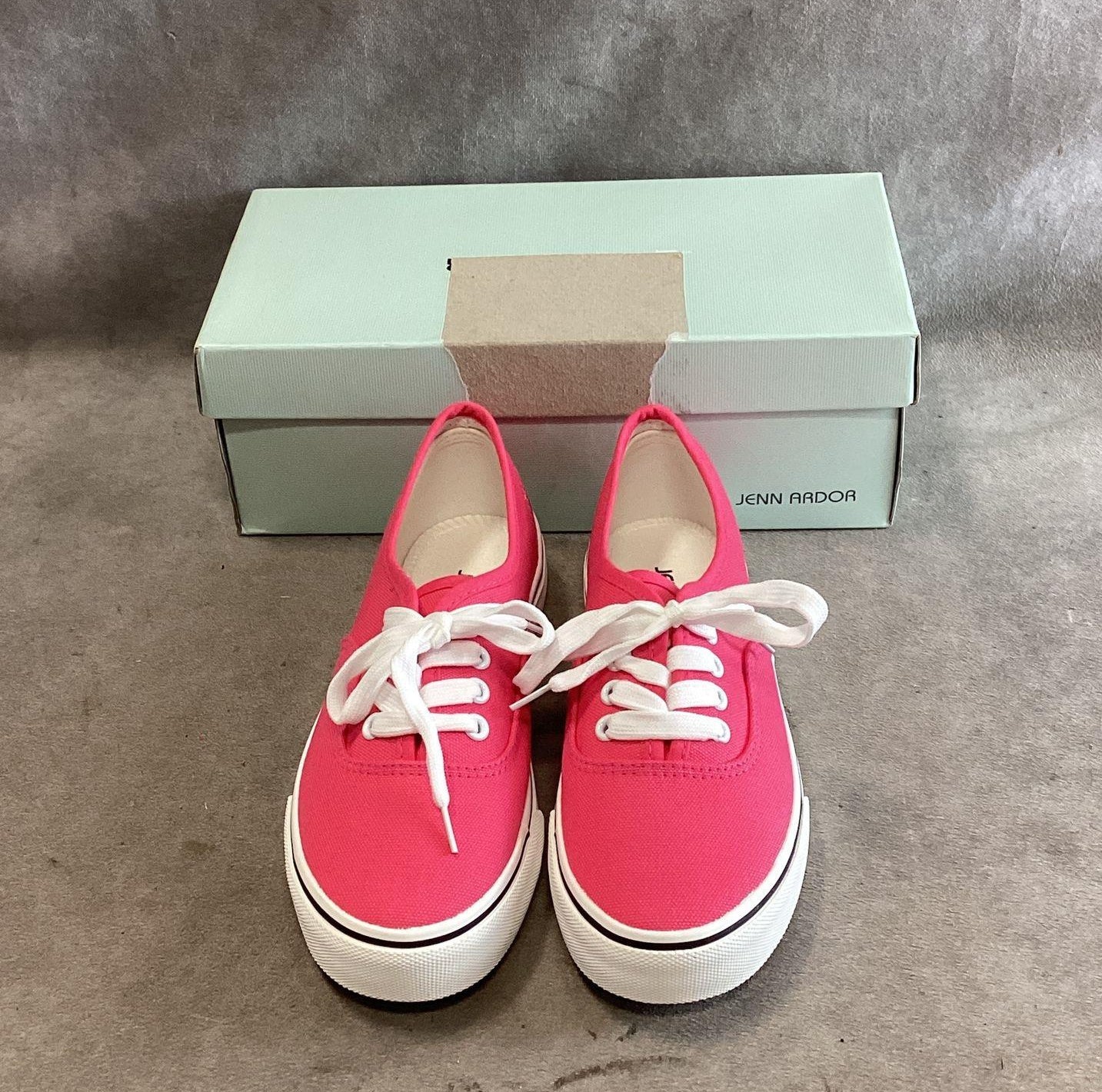 Jen Ardor Pink Canvas Low-Top Sneakers Women's Size 8