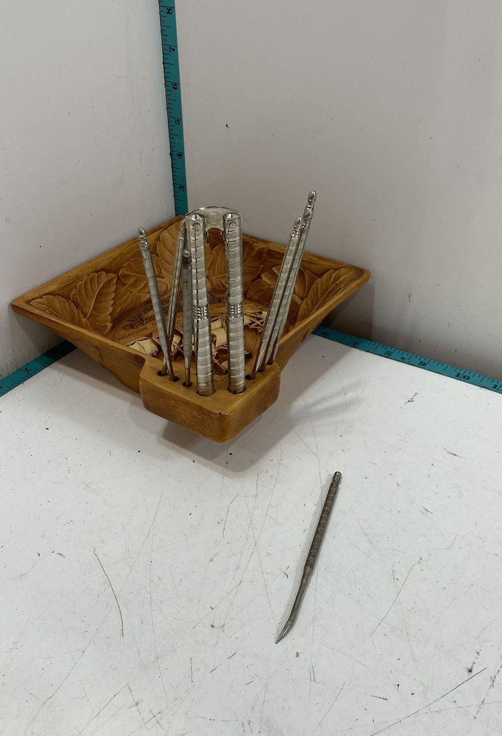 Jamestown Virginia 1607 Nut Serving Tray with Tools