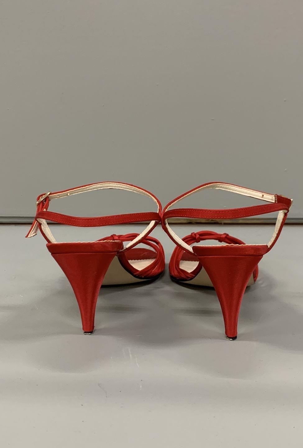 Showoffs Red Satin Strappy Knotted Heels Made In Italy Size 8N