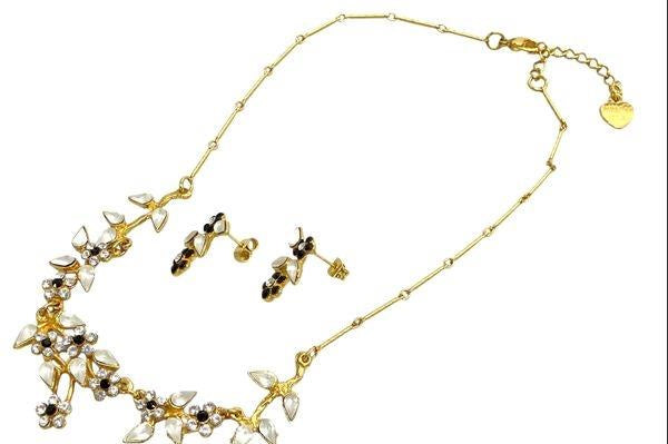 Yoni Z Black & White Crystal Flower Necklace Set