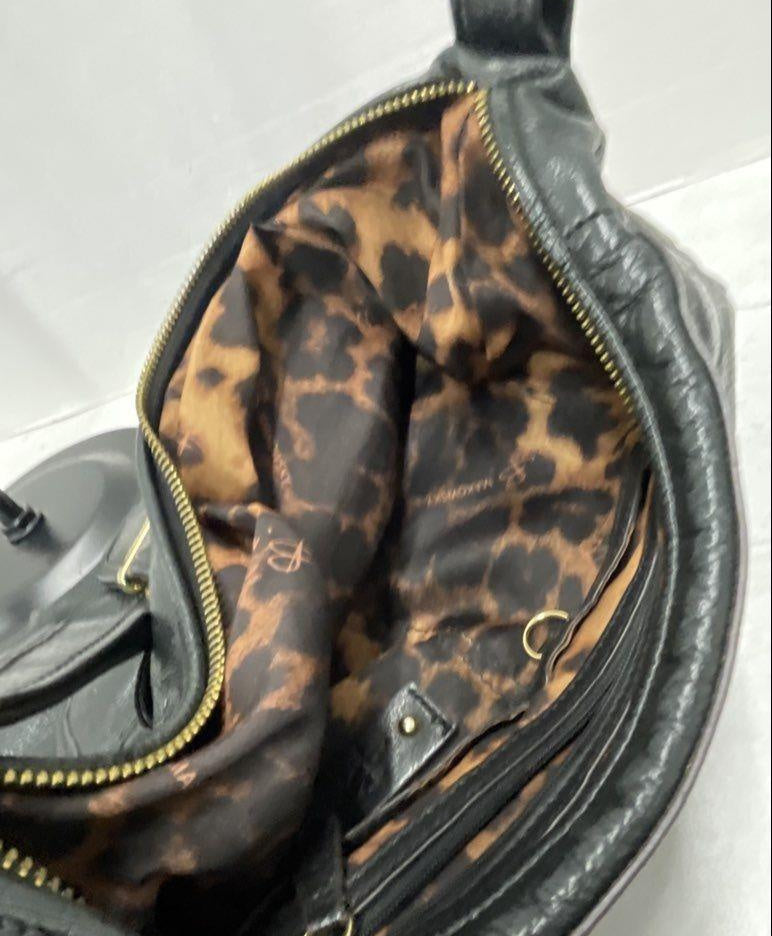 B Makowsky Black Leather Hobo Shoulder Bag Gold Hardware
