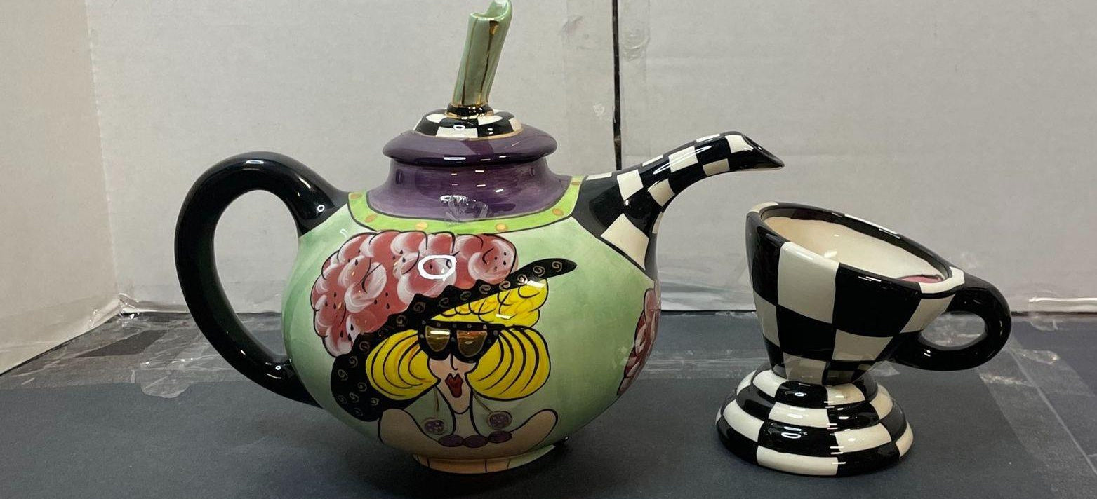 SWAK Character Collectibles Whimsical Teapot & Creamer Set Checkerboard 2003