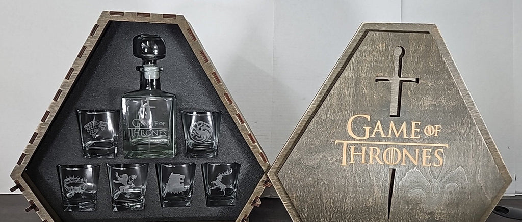 Game of Thrones Glassware Set Decanter & 6 Shot Glasses with Wooden Box