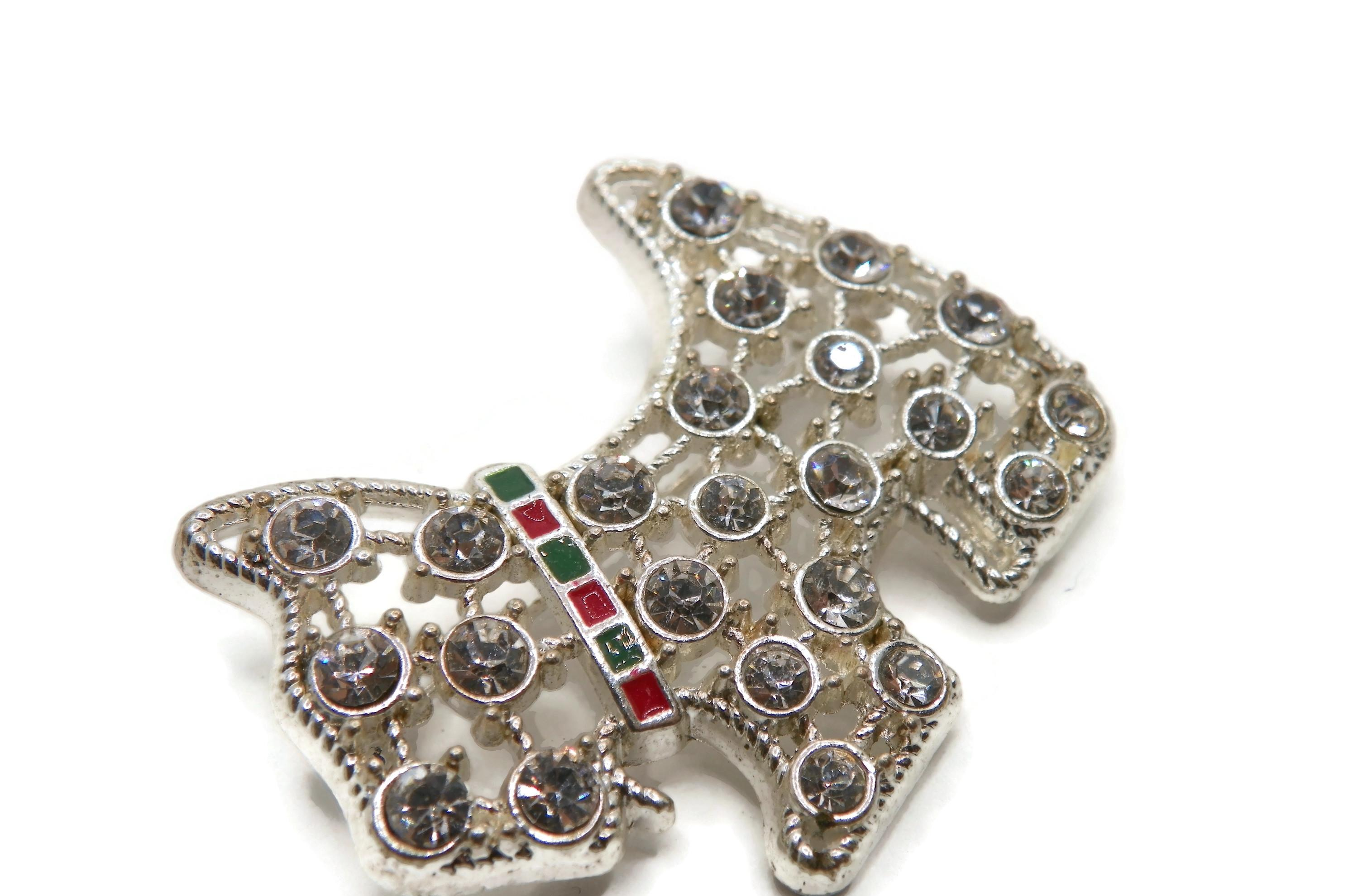 Silver-Tone Rhinestone Scottish Terrier Scottie Dog Brooch with Enamel Collar