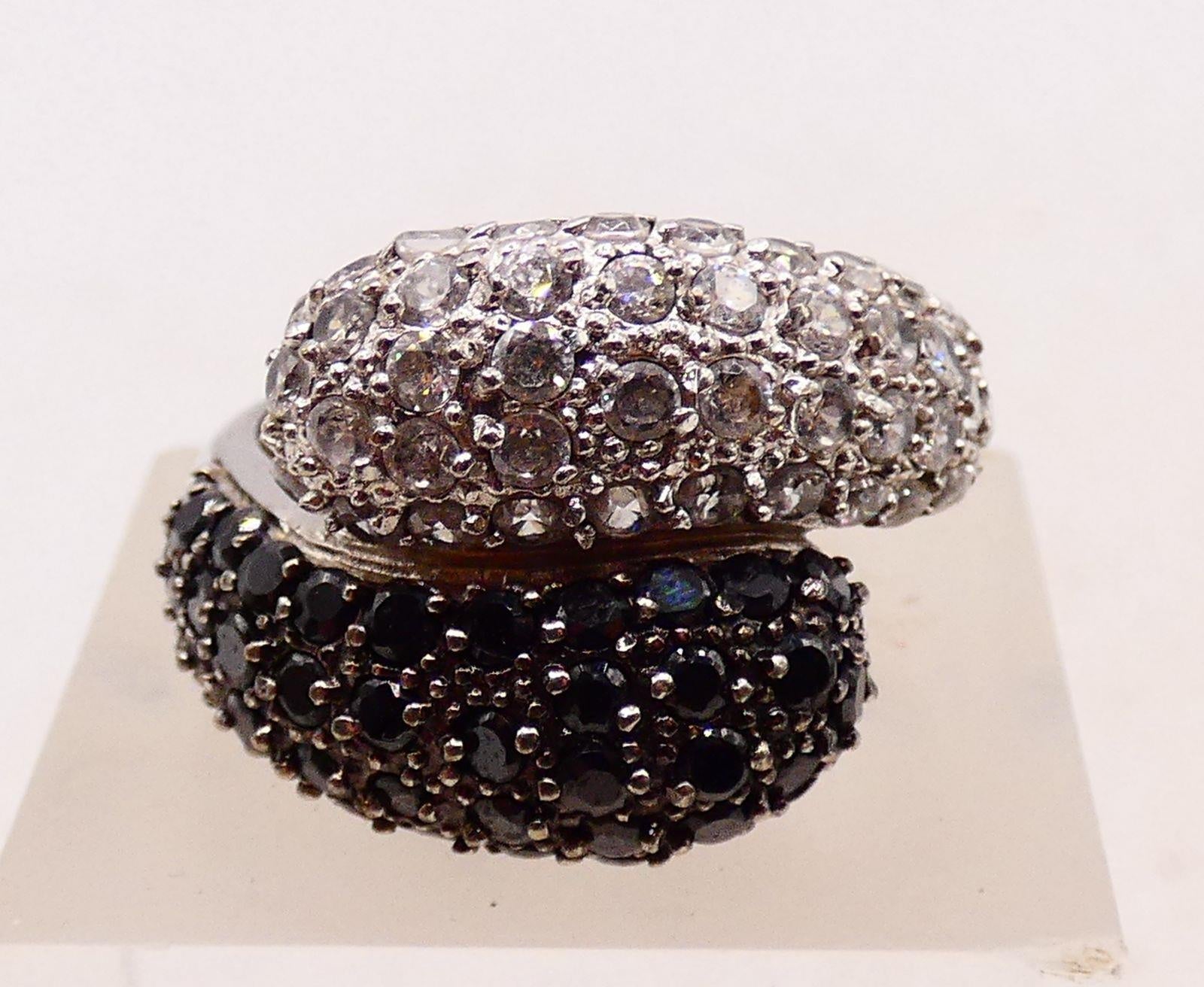 Silver Plate Cubic Zircon White/Dark Blue/Black Pave Wrap Band Sz 9 Ring 12.38g